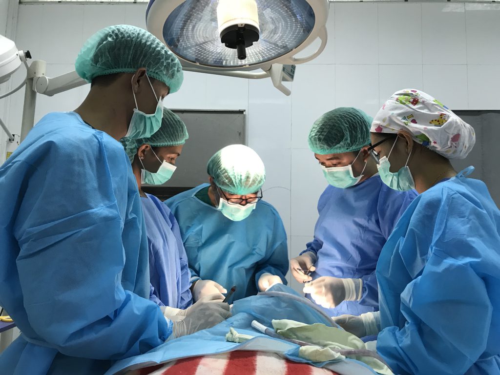 国際ngo ミャンマー初の小児生体肝移植に向けて移植チームを招聘 公益新報